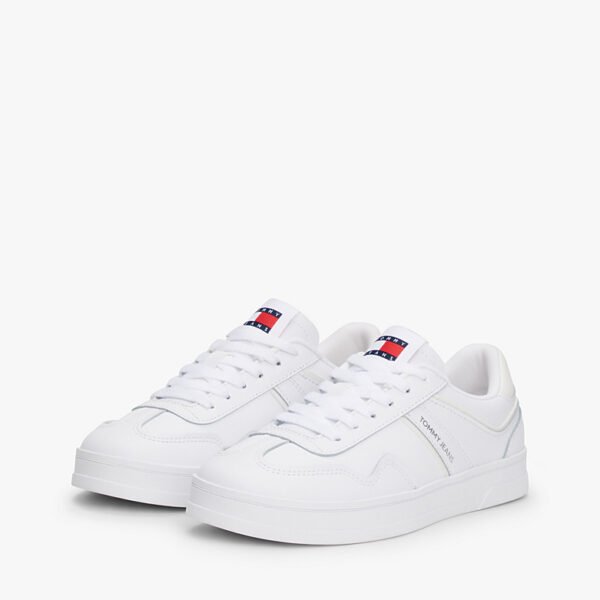 TH Scarpe