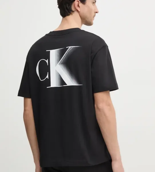 CK T-shirt