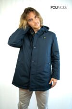 Blauer Parka